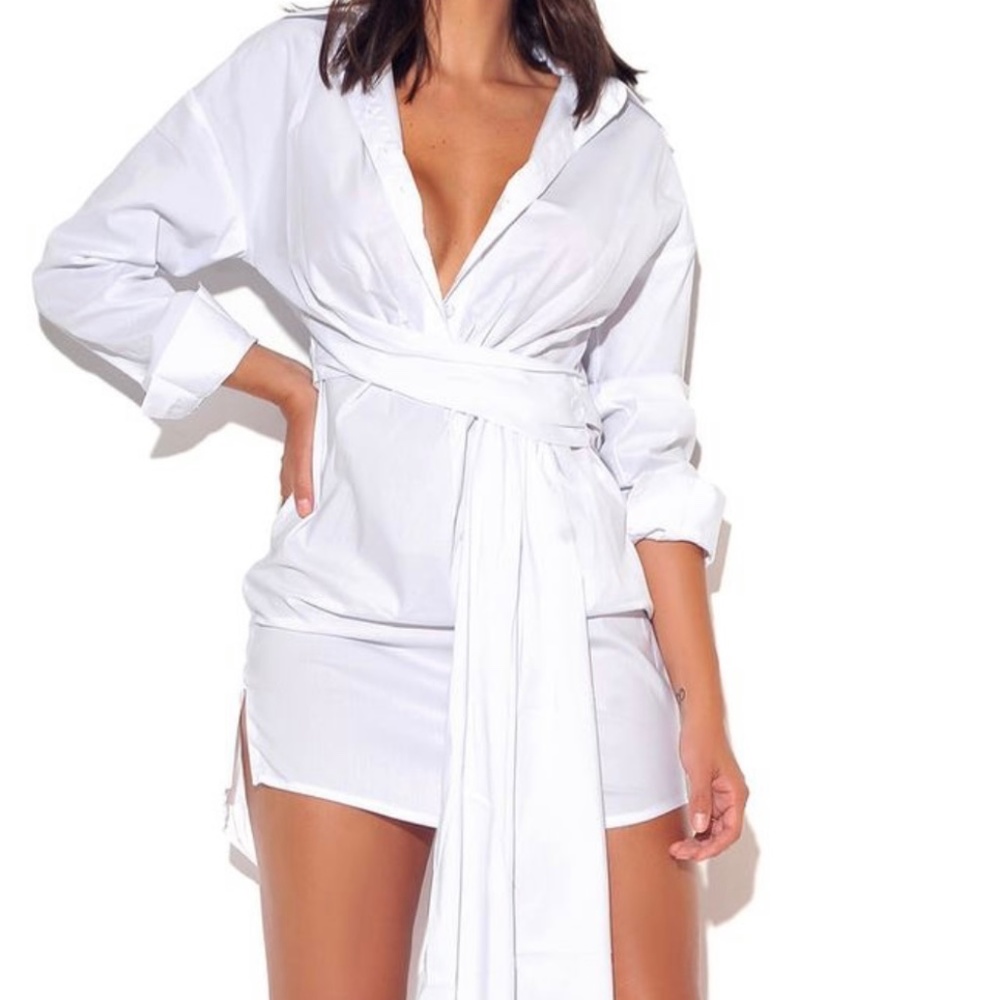 Miss Circle  Button up dress